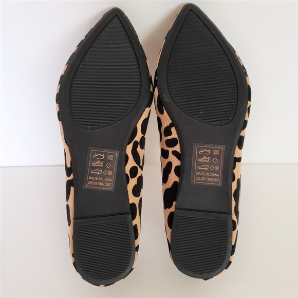 🏅HP🏅 Leopard Print Ballerina Slip On Point Flats - Picture 5 of 7
